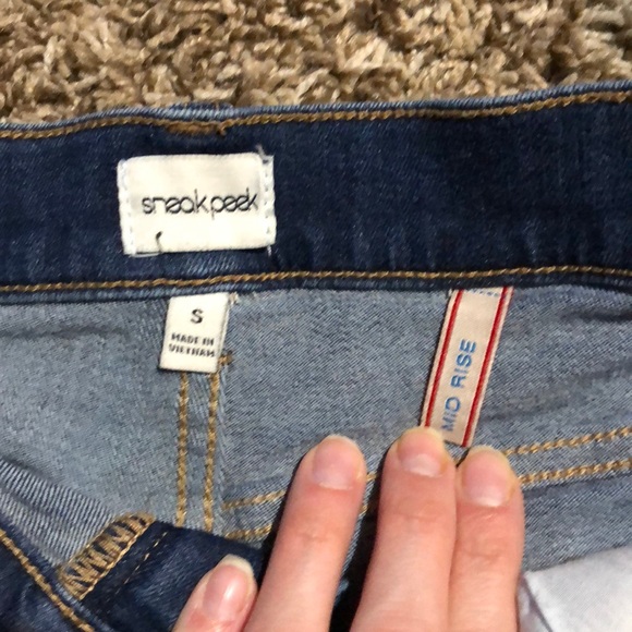 Shorts - Picture 3 of 3